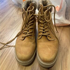 Tan Fur-Lined Lace-Up Boots